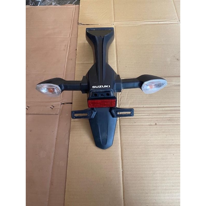 Spakbor slebor sepakbor belakang Suzuki gsx 150 r original