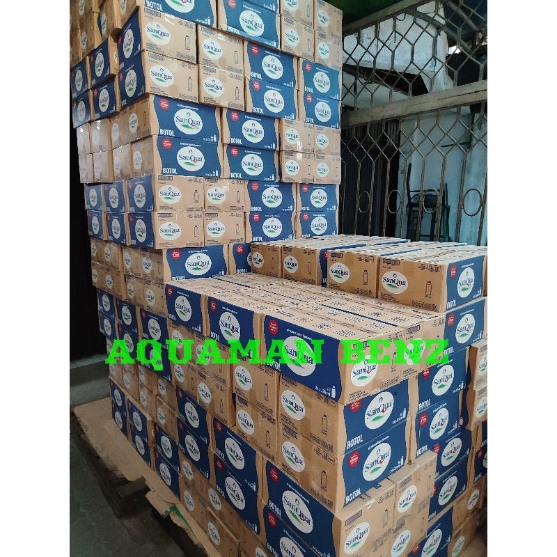 

Ay00! SanQua Air Mineral Botol Mini 220ml Rasa Alami