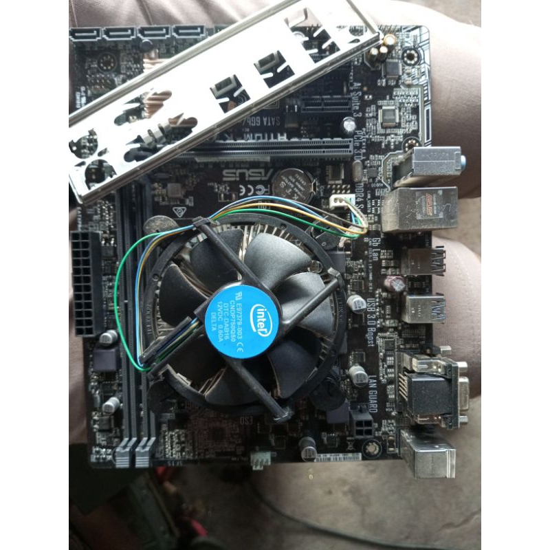 Mobo Asus h110+proccessor