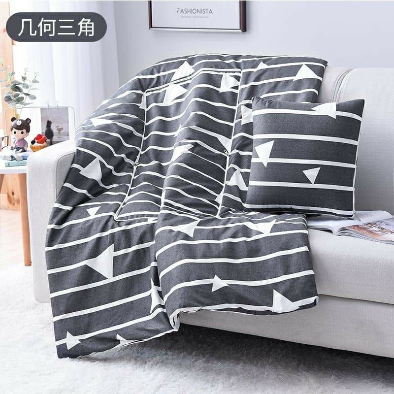 Balmut / Bantal Selimut.Bantal yang bisa dibuka jadi selimut SANGAT COCOK UNTUK KADO / HADIAH DLL FL