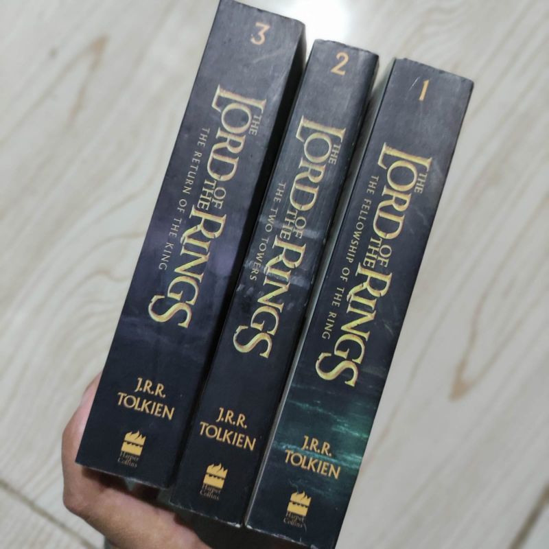 ORIGINAL SET Novel trilogi the lord of the rings buku 1 2 3  JRR Tolkien LOTR English