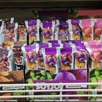 Soyjoy Almond Chocolate 30gr 1 box isi 12pc