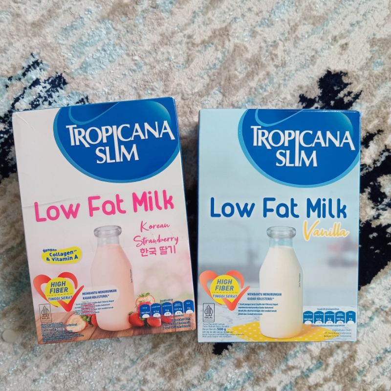 

Tropicana Slim Susu Low Fat Milk Vanilla Strawberry 500gr Susu Bantu Diet aturunkan Kolesterol