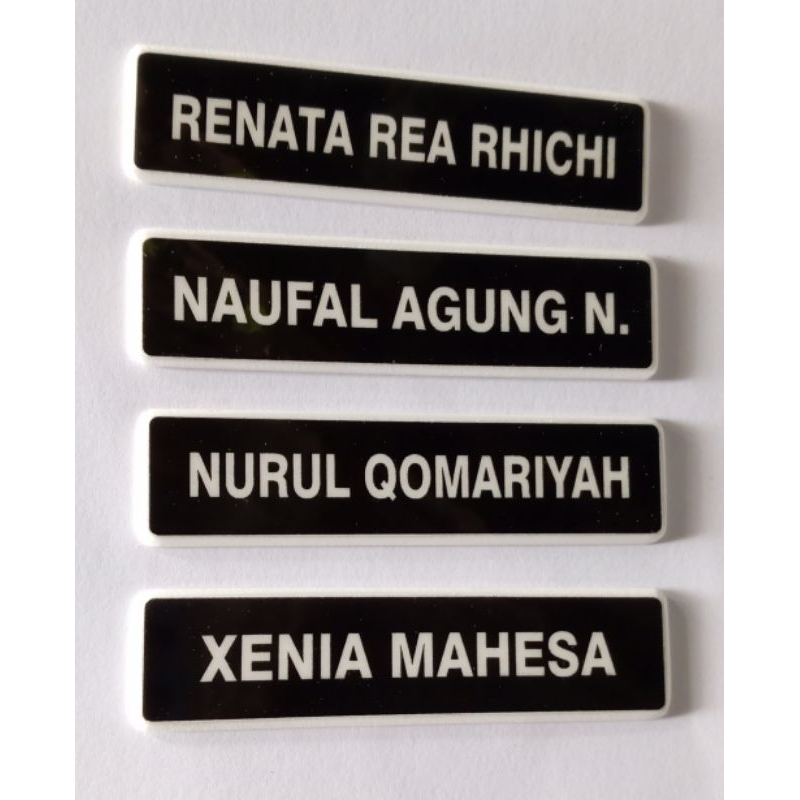 

nametag resin akrilik timbul. bening