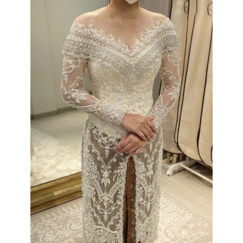 Jasa jahit online, Kebaya modern, kebaya wisuda, kebaya pengantin, kebaya mewah