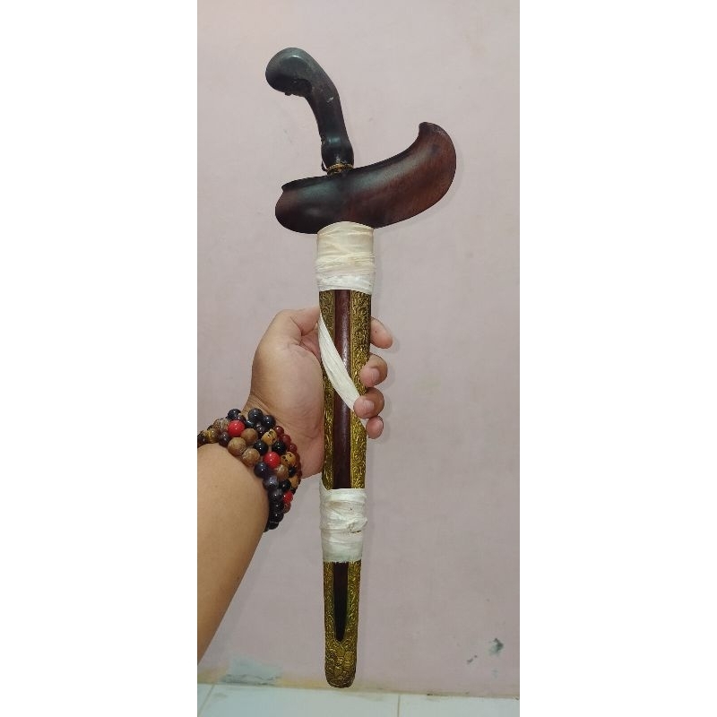 Keris panimbal luk 9 pedaringan kebak