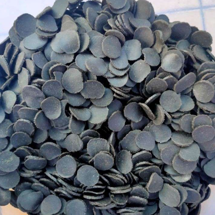 

KERUPUK JENGKOL HITAM BULAT 1KG