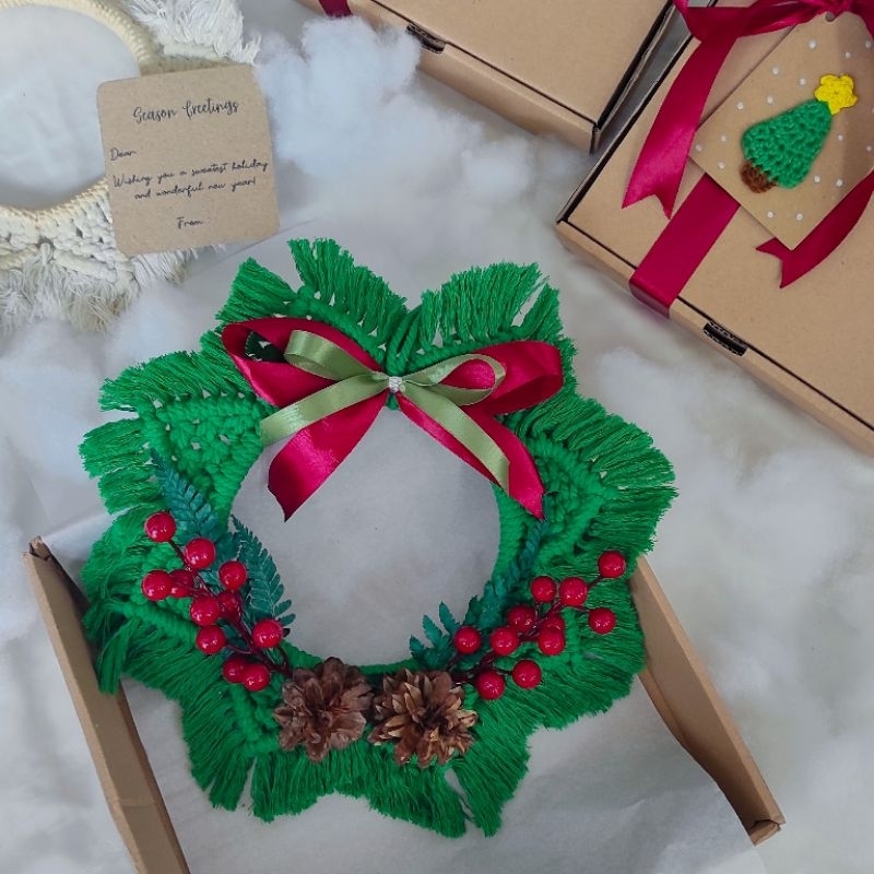 

Handmade Macrame Wreath Hampers Parcel