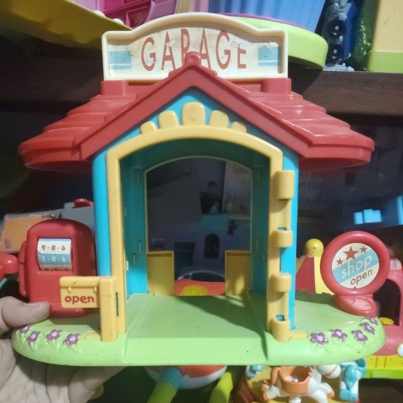 elc happyland garage