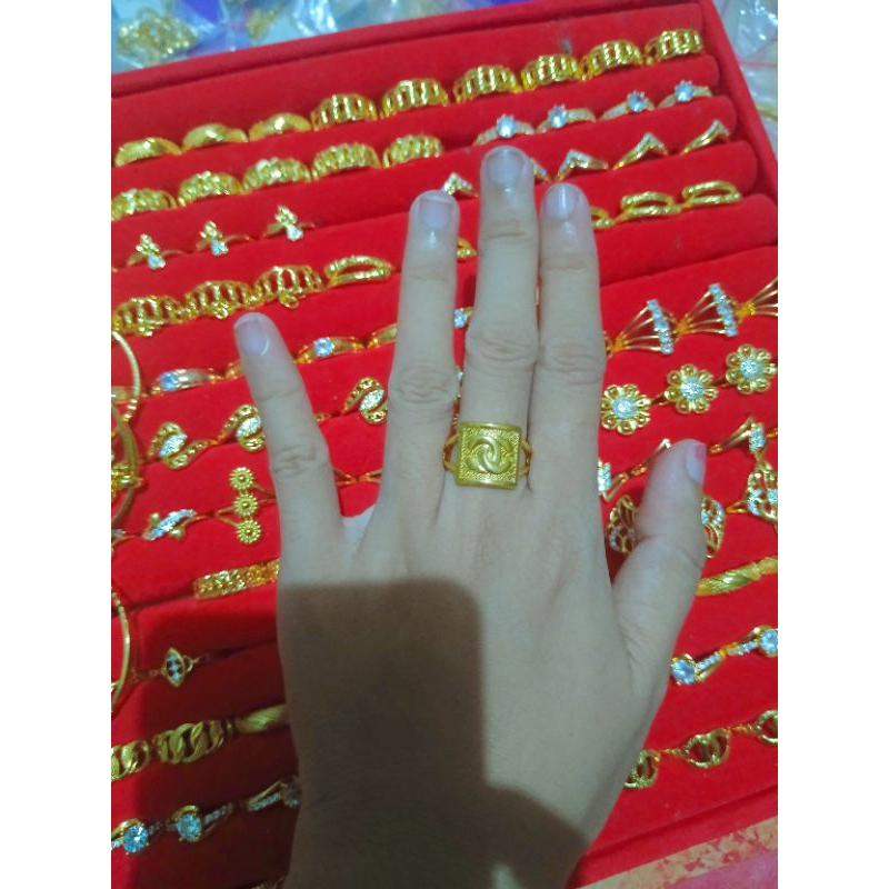 Cincin  koin logam