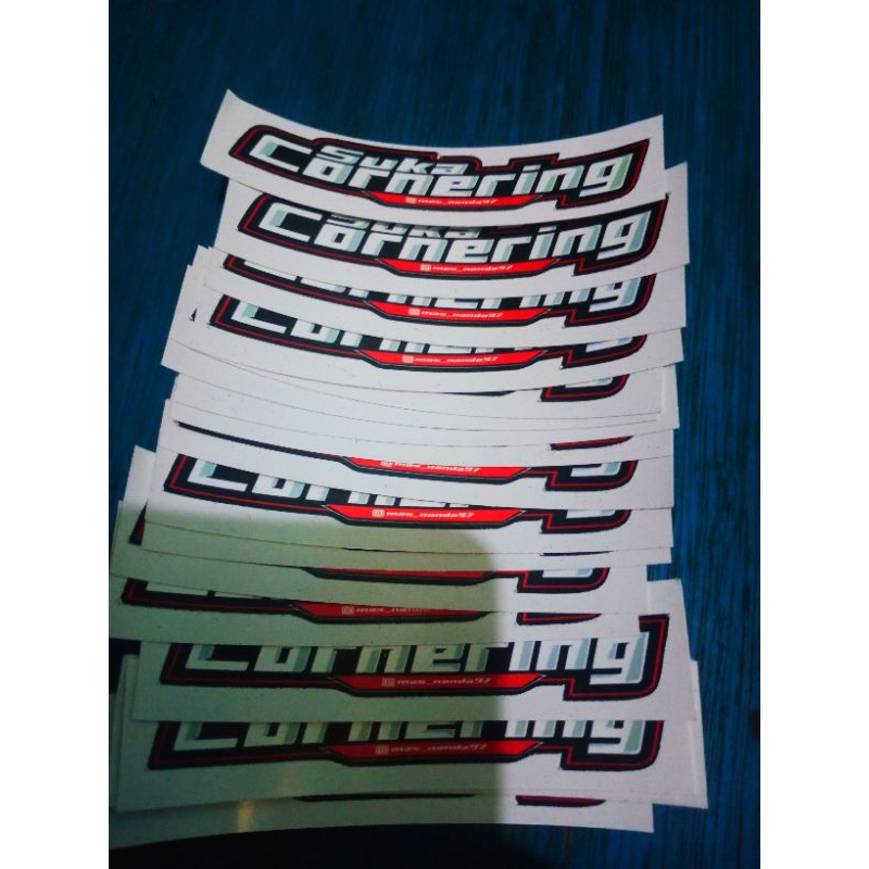 

stiker suka_cornering