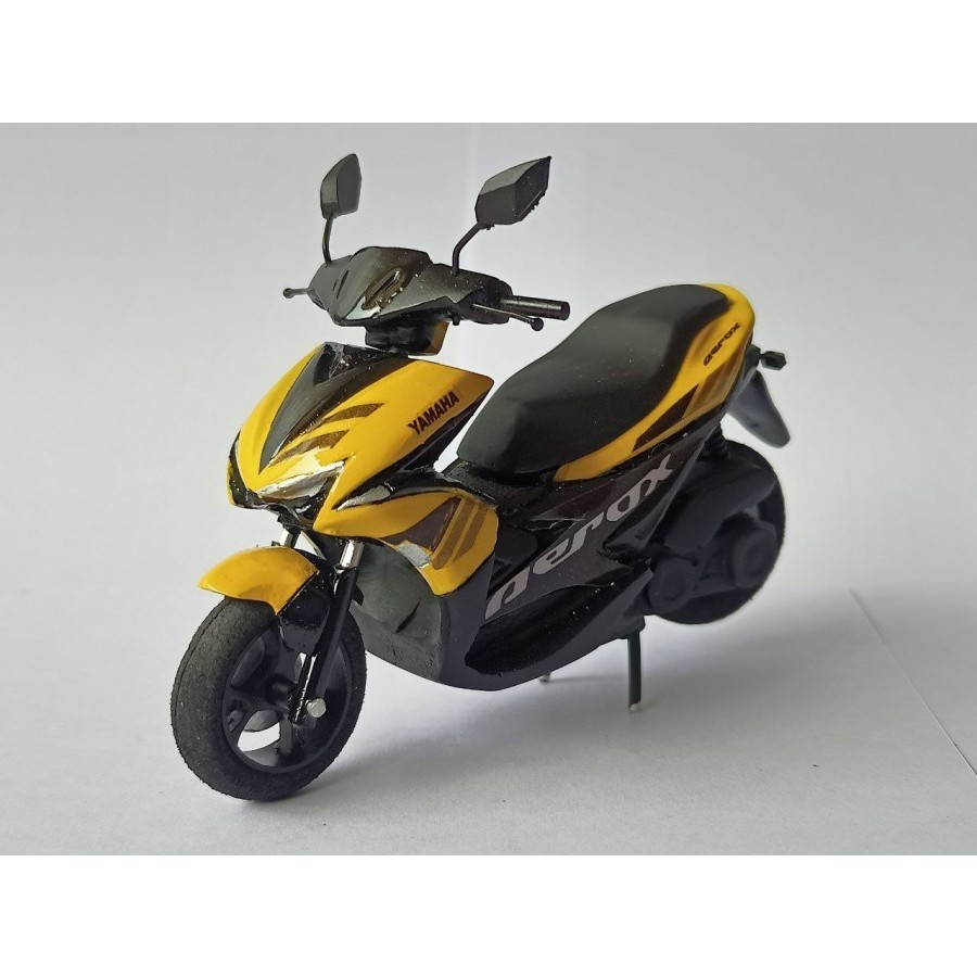 Miniatur Motor Yamaha Aerox 155 kuning mainan koleksi skala 18 murah