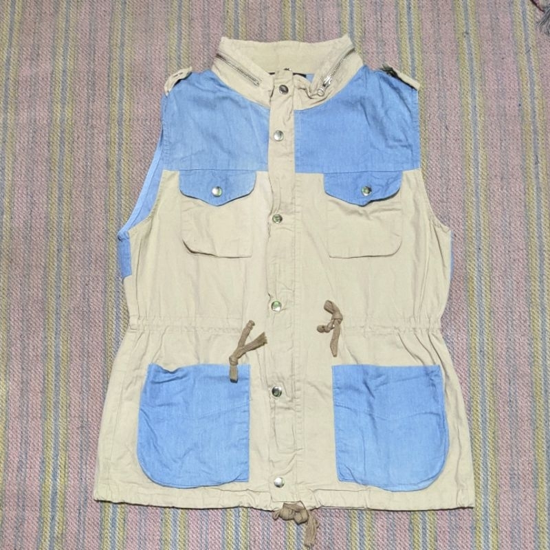 Rompi Vest Multi Pocket Point 21 Original Second Preloved