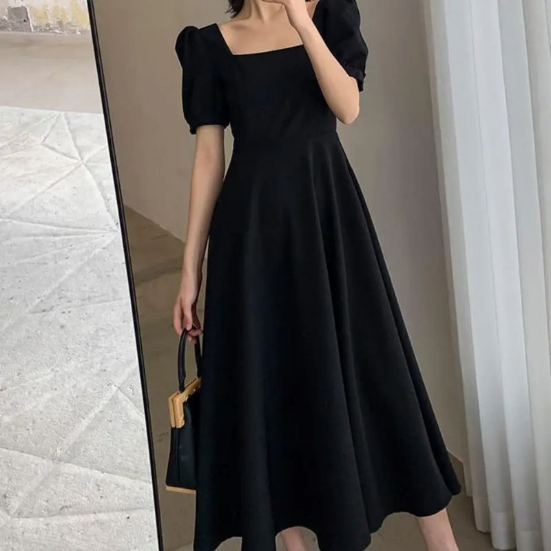 Dress Hitam Kerah Kotak