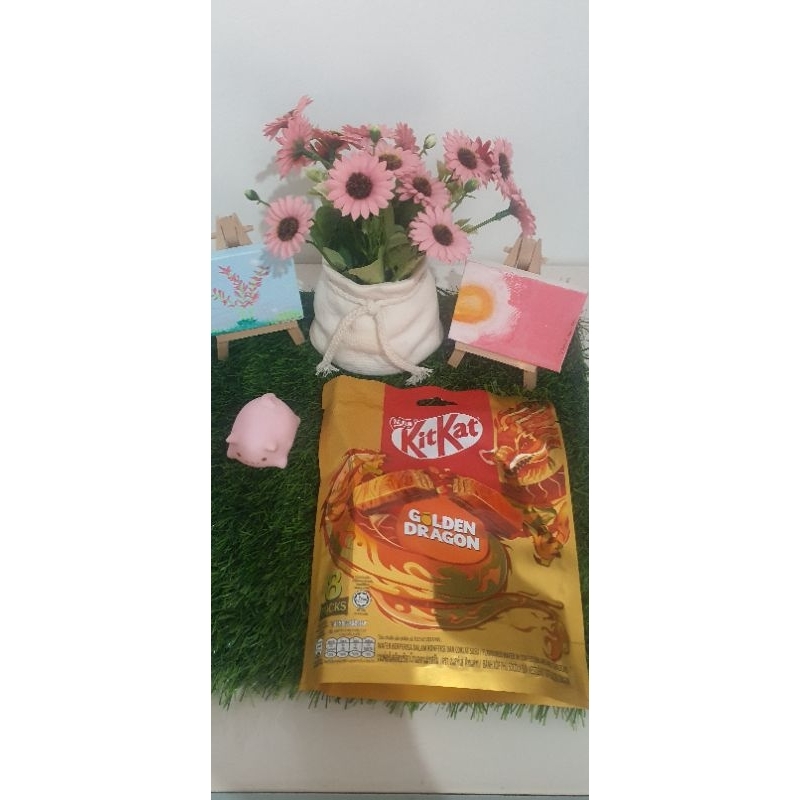 kitkat wafel coklat orange spesial imlek isi 8pack / kitkat golden dragon