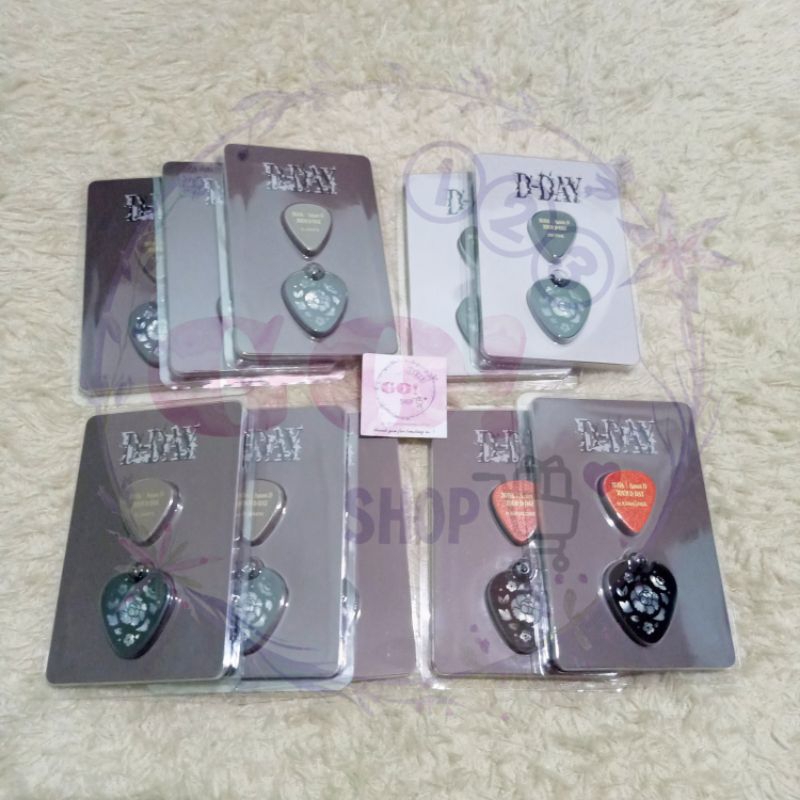 Suga| Agust D : D-DAY Tour Merch GUITAR PICK JAKARTA KANAGAWA SEOUL FINALE READY