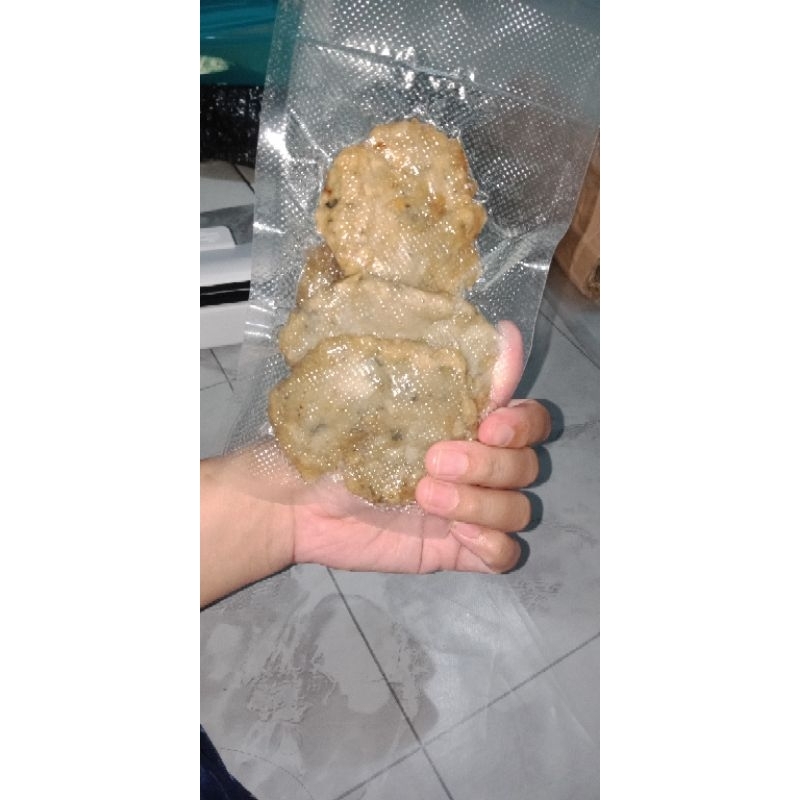 

Pempek Kulit krispy Isi 3 pcs