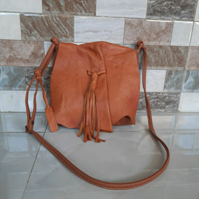 sling bag  Thursday Island kulas pl
