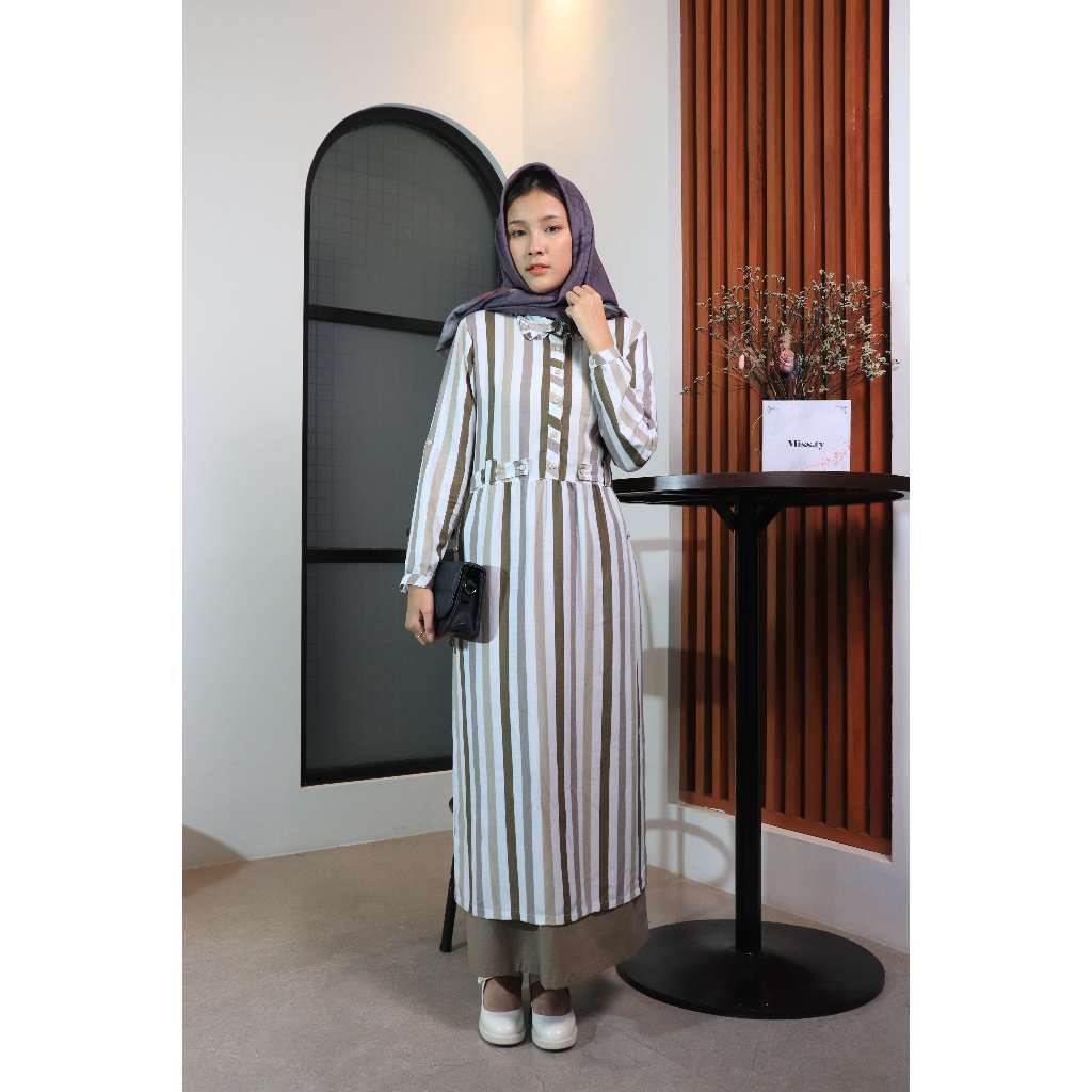 Gamis Dress Wanita Missty Freeteen Warna Putih Cokelat Motif Salur Garis Bahan Katun Kualitas Premiu