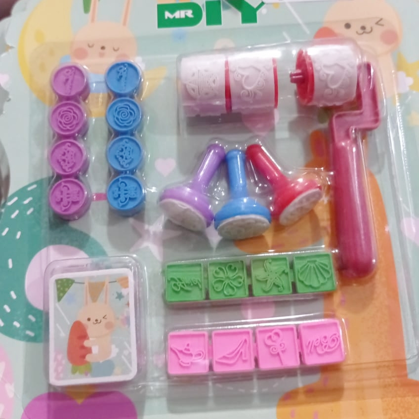 

Set Stampel Roll Stamp Mainan Anak Rolling Stamp