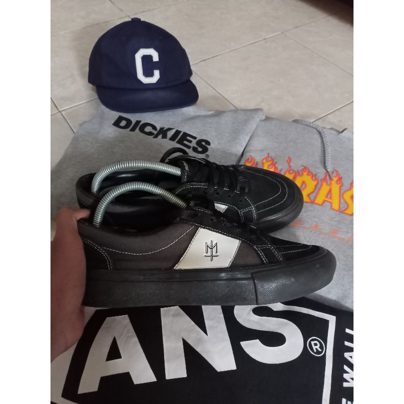 sepatu maternal inverni bl