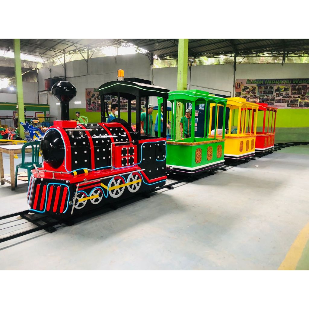 ODONG ODONG KERETA LANTAI MALL