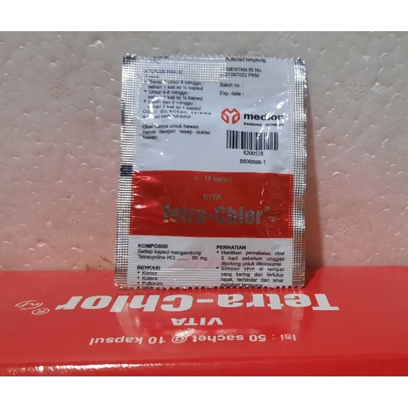 TETRA CHLOR 10 KAPSUL - tetra chlor ayam medion obat pilek batuksnot ngorok crd