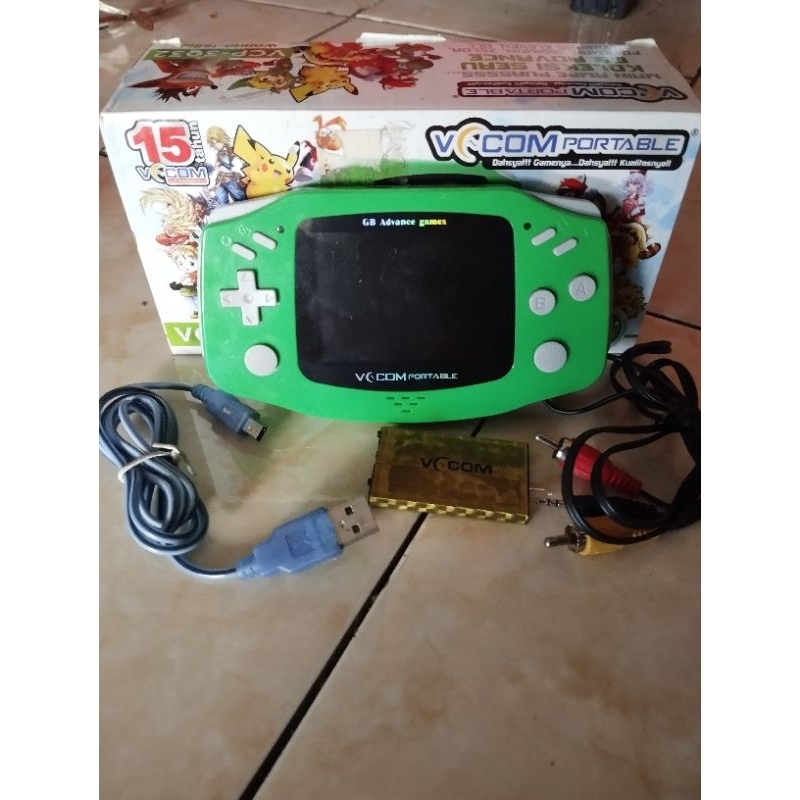gameboy vcom portable