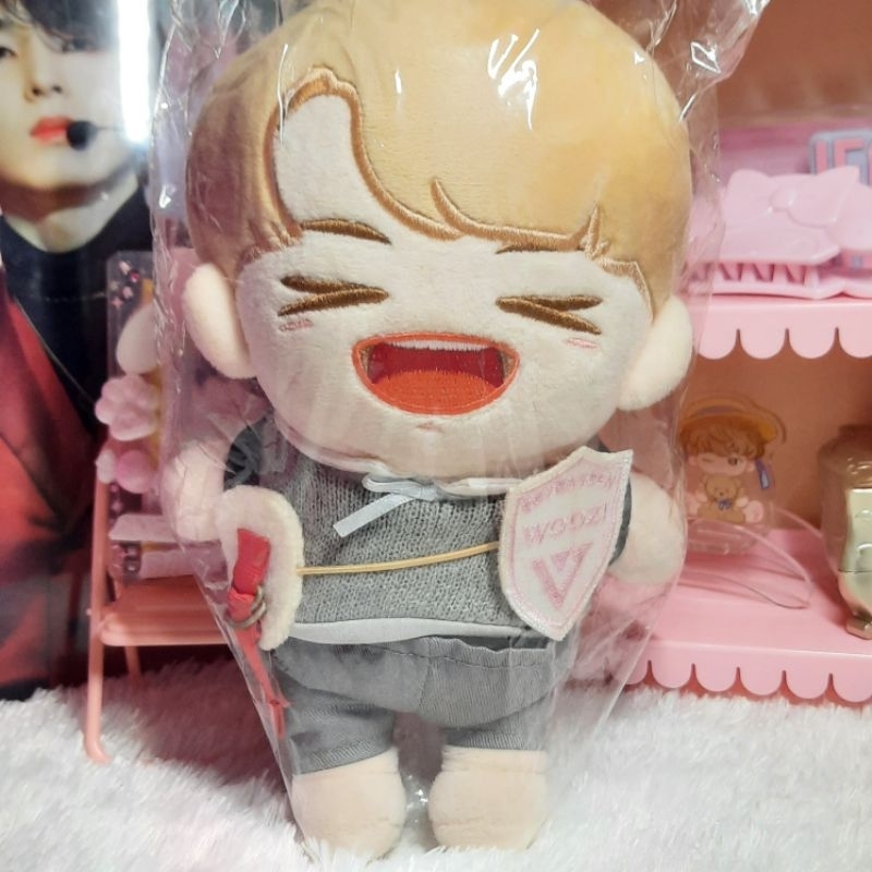 [READY STOCK] DOLL RARE SEVENTEEN WOOZI LAUGHING 20CM