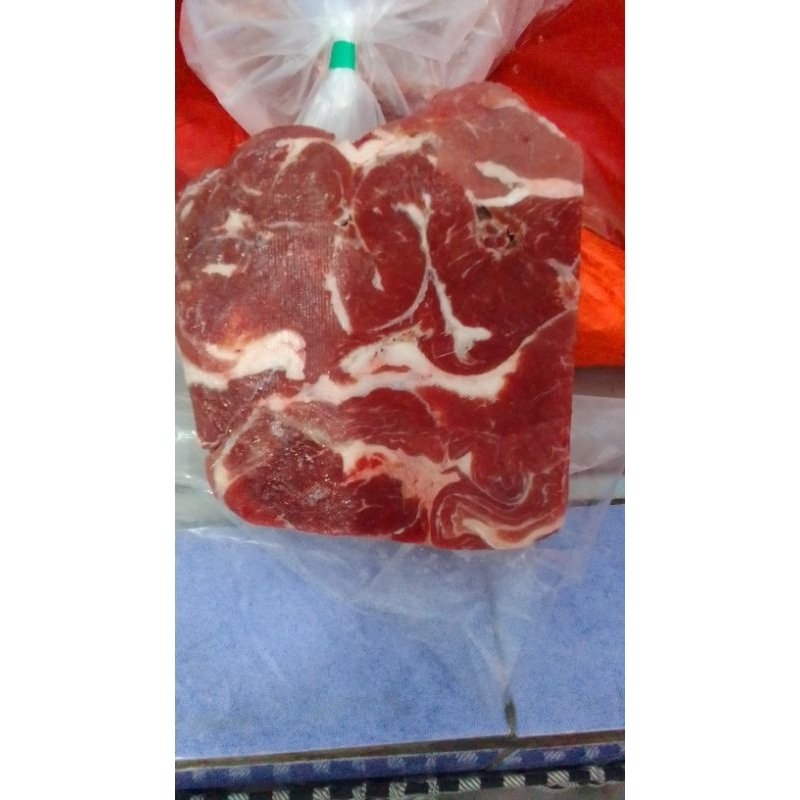 

Daging sapi semur/rawon utuh