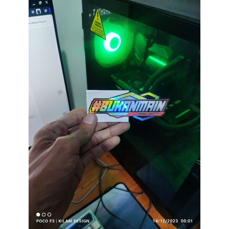 

BUKAN MAIN STIKER HOLORA.