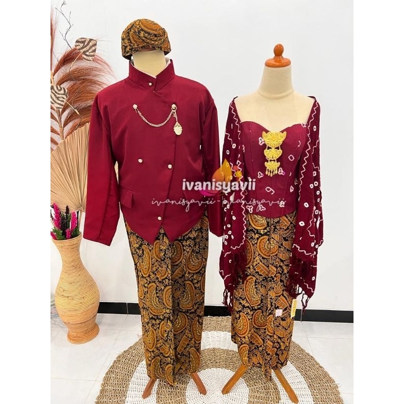 (1set Prewed) Prewedding / Baju Couple Adat Jawa Basahan | Kemben Jumputan- Solo Marun