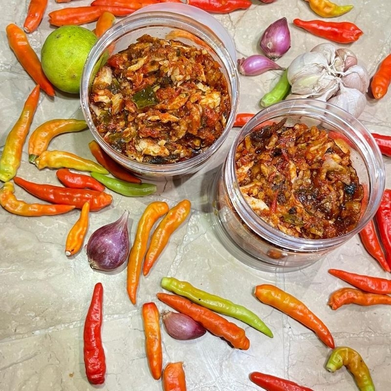 

Sambal daun jeruk ikan cakalang