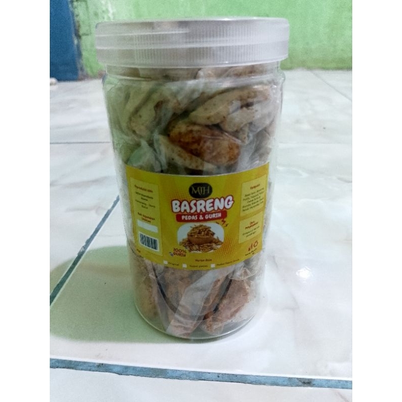 

Basreng Pedas Daun Jeruk