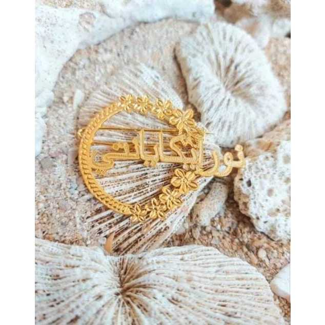 Bros Ukir Nama Arab Lapis Emas