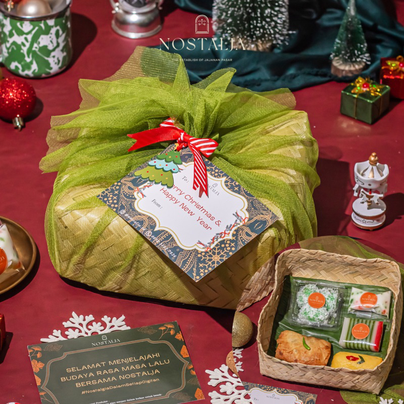 

Nostalja - Snack Box Christmas Hampers Jajanan Pasar