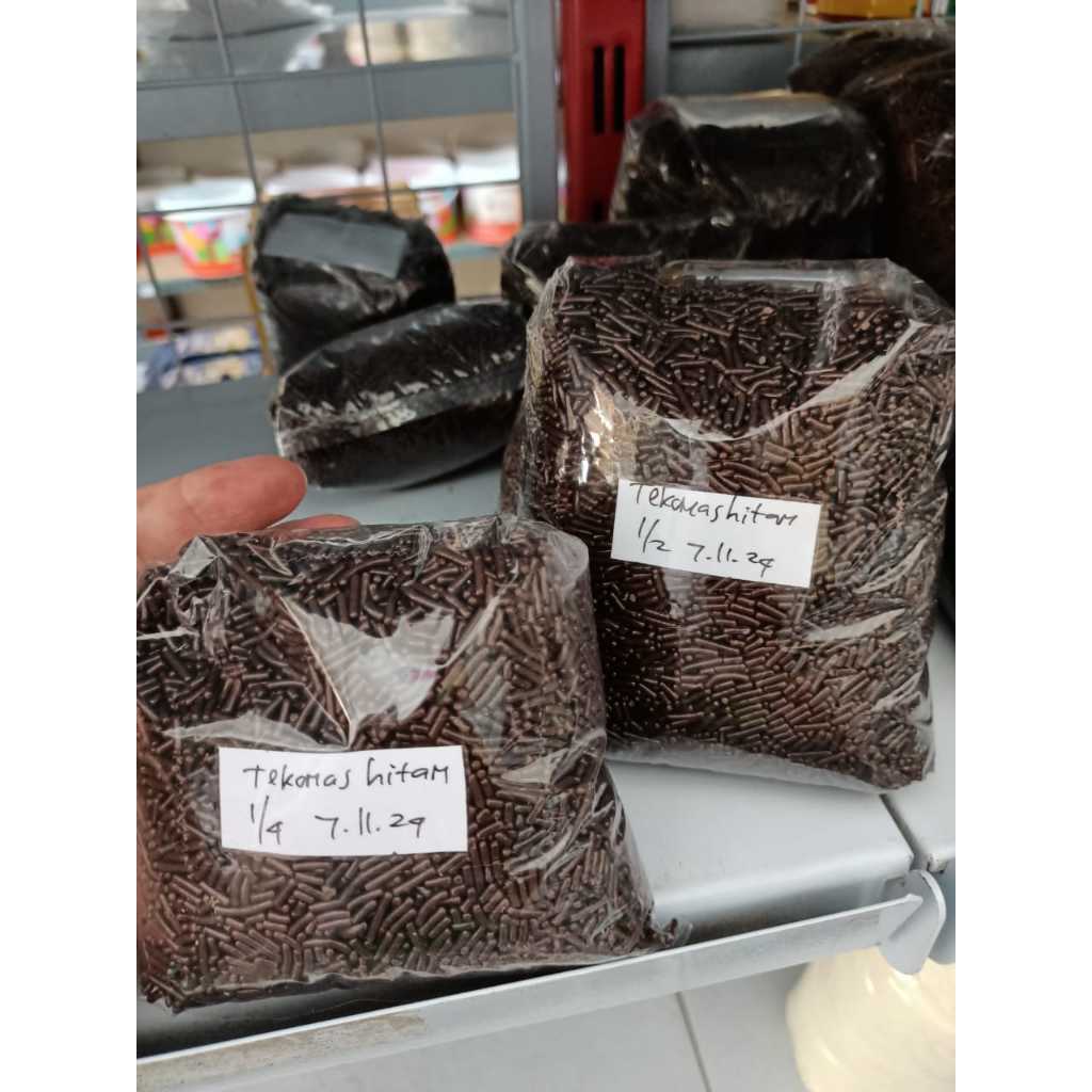 

Meses Tekomas Hitam 250gr