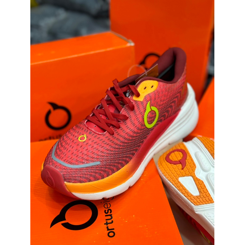 Sepatu running Ortuseight Hyperblast Evo