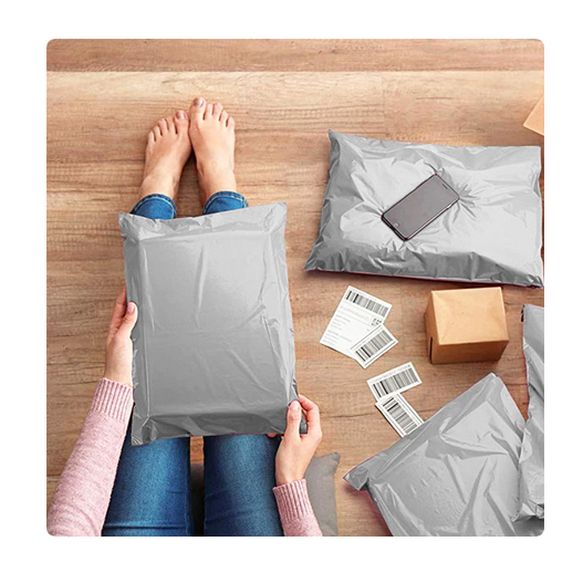 

Plastik Polymailer/Bungkus Kemasan SILVER Non Glossy isi +/- 100 pcs