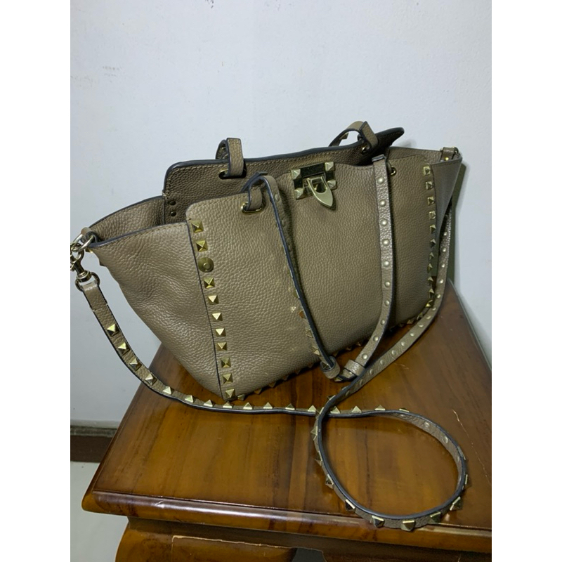 Preloved Tas Valentino Garavani