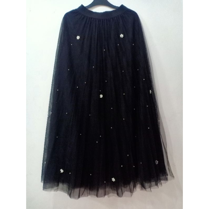 Preloved Rok Tutu Hitam Mutiara
