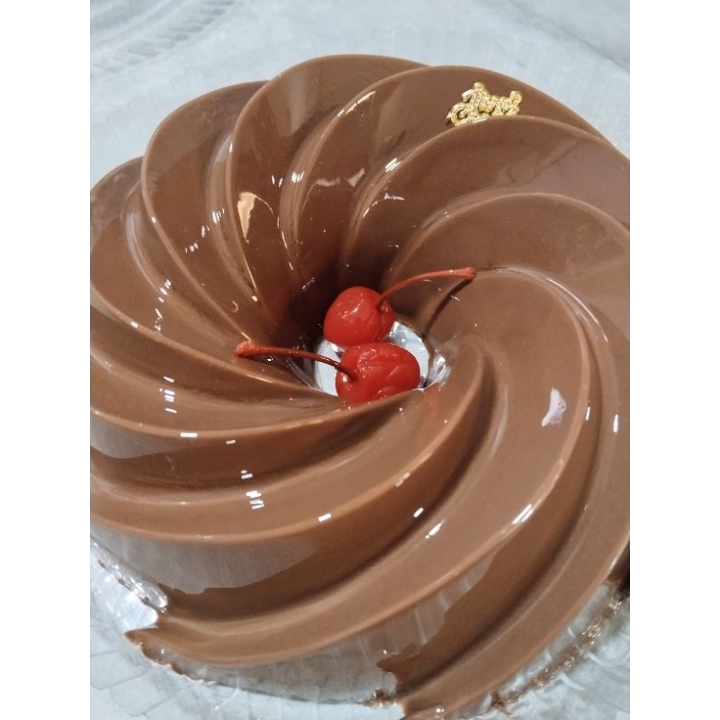 

PUDING COKLAT 20cm, dapat dipesan at least 1 hari sebelum