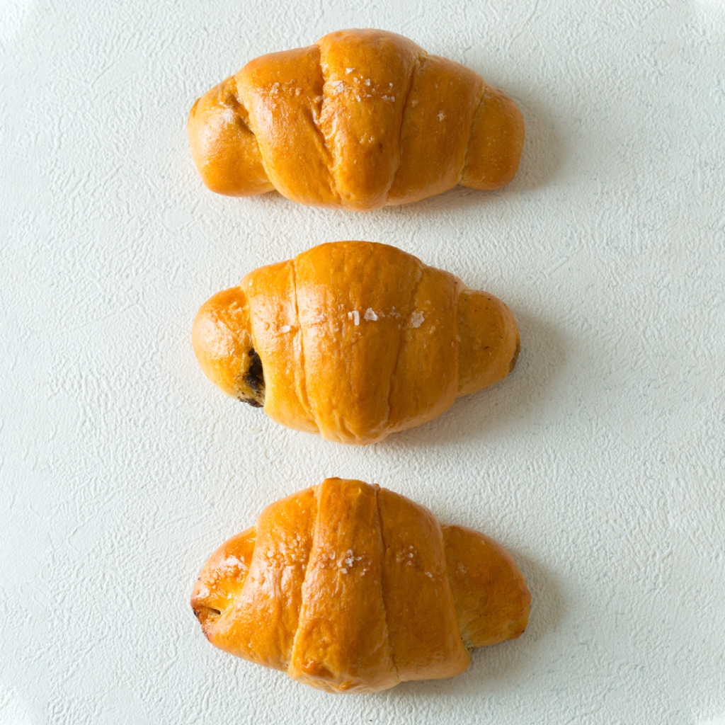 

Paket Hampers Natal Mix Bread (Package G Truffle & Sea Salt Butter)