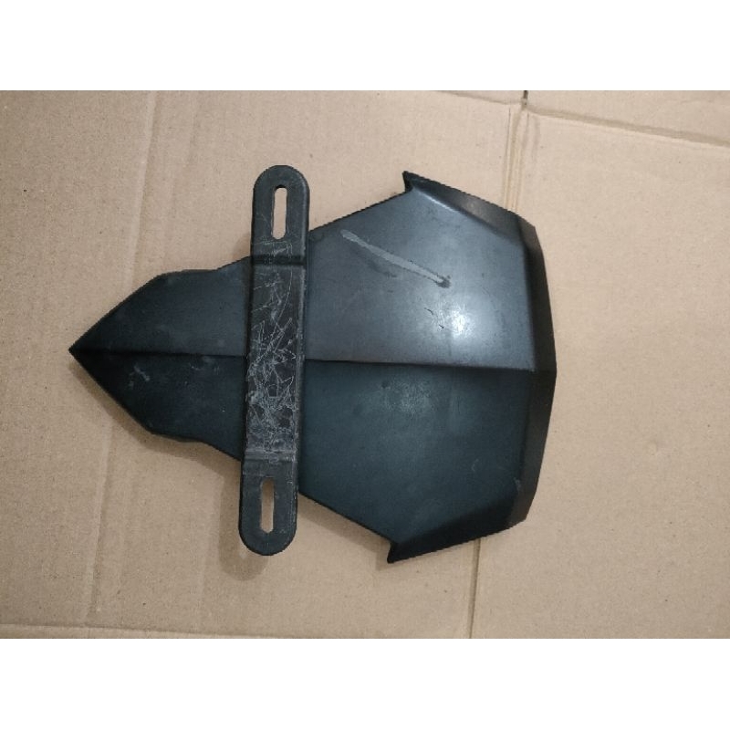 DASI TAMENG DUDUKAN PLAT NOMOR DEPAN VARIO 125 150 LED TH 2015 2017 ORIGINAL