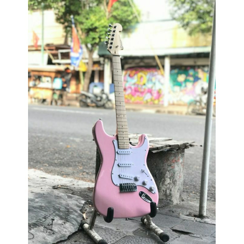 GITAR ELEKTRIK DIFERGIO STRATOCASTER PINK