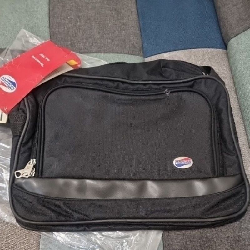 Tas Laptop American Tourister preloved second