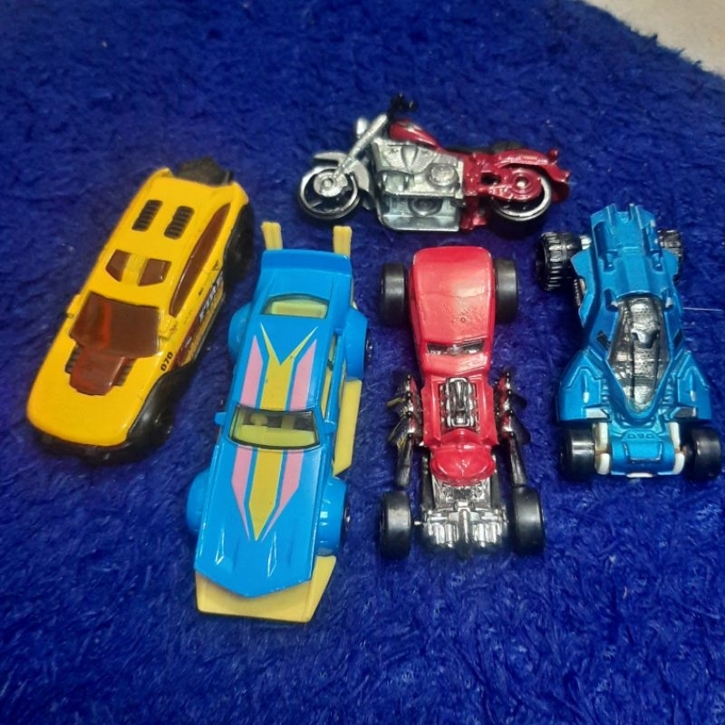 mainan diecast mobil besi. hot wheels motor moge harley davidson, hot wheels mad manga, hot wheels s