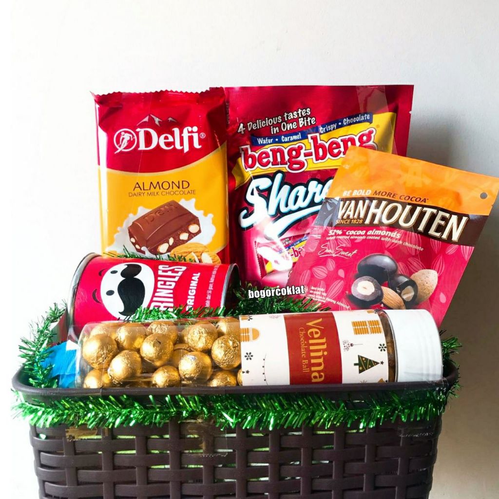 

Parsel Natal Tahun Baru 215k