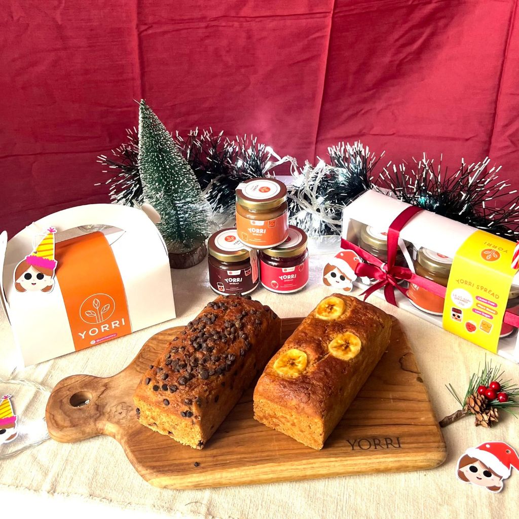 

Hampers Natal Tahun Baru | Christmas Gift - Banana Bread & YORRI Spread