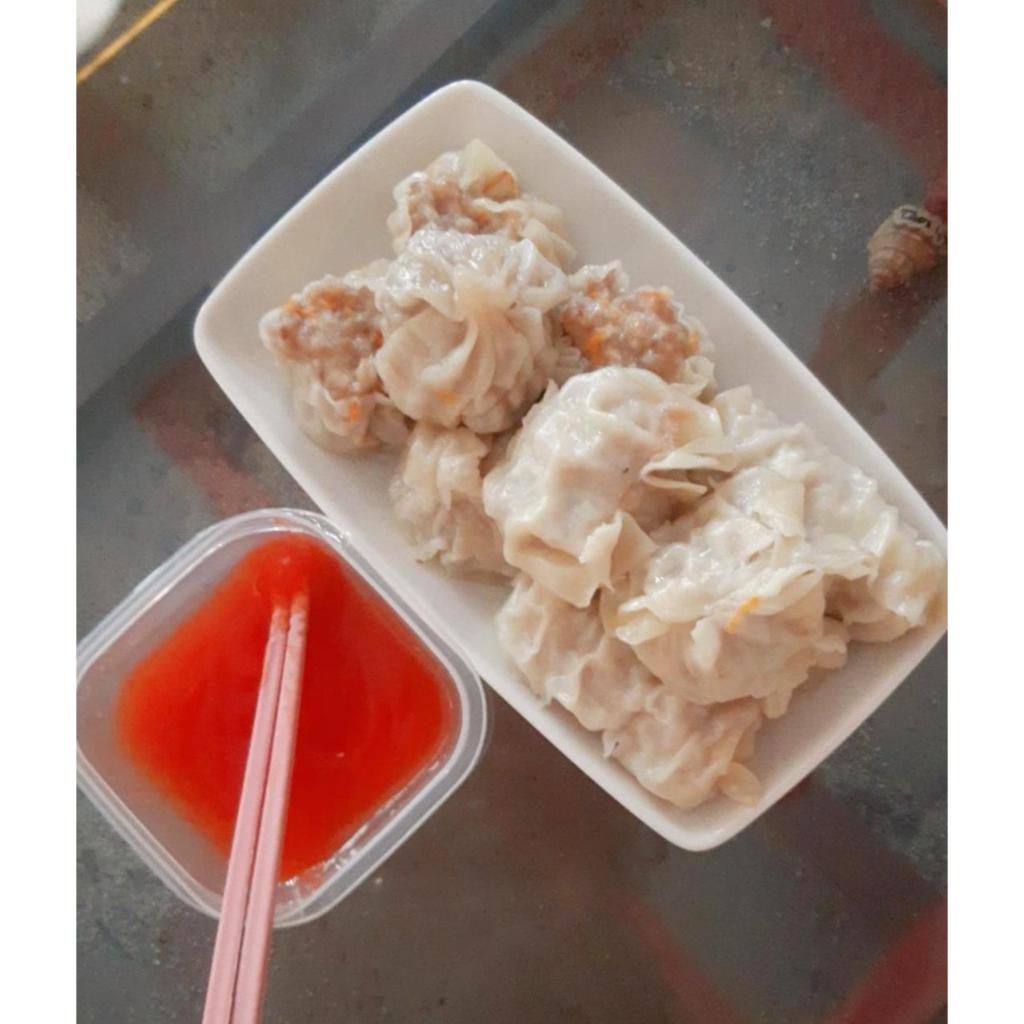 

DIMSUM GEMOY DIMSUM AYAM UDANG TOPING MIX 10 PCS + SAUS DIMSUM ENAK SPECIAL